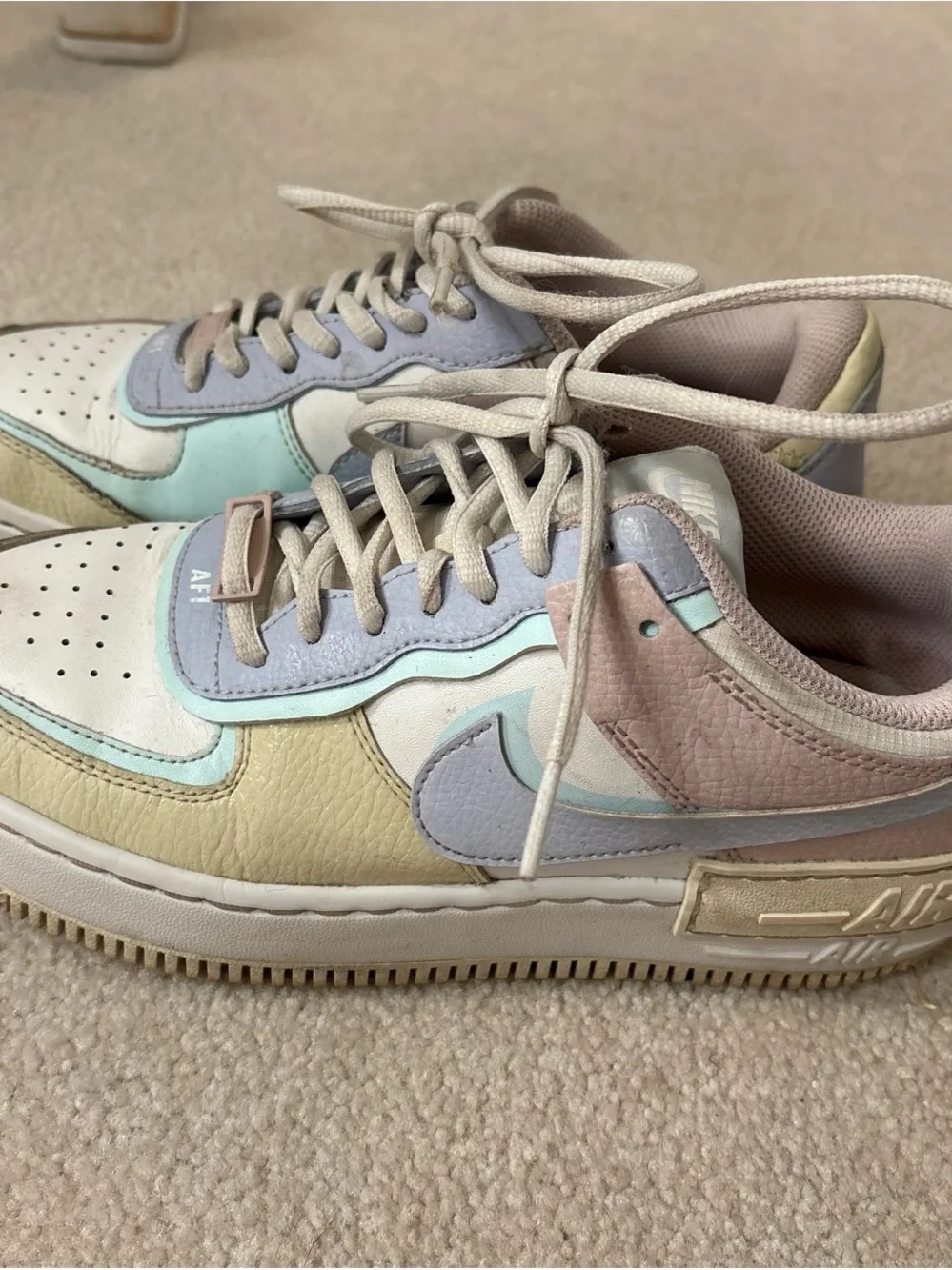 Nike Pastel Multi-Panel Low-Top Sneakers 8.5W